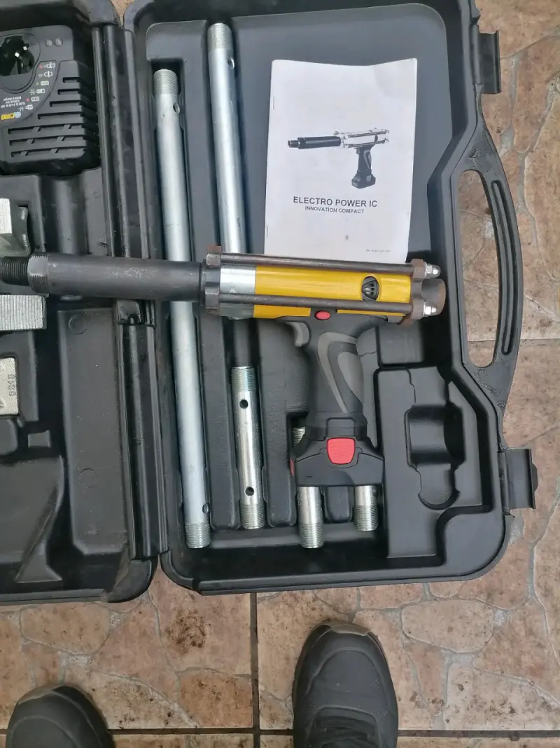 Herramienta de Impacto Electro Power IC con Accesorios - 2