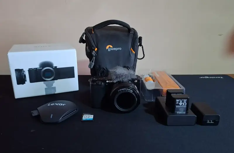 Cámara Sony ZV-E10 + Accesorios - 1