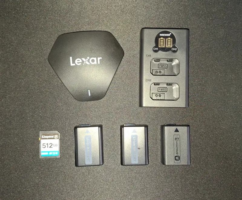 Cámara Sony ZV-E10 + Accesorios - 5
