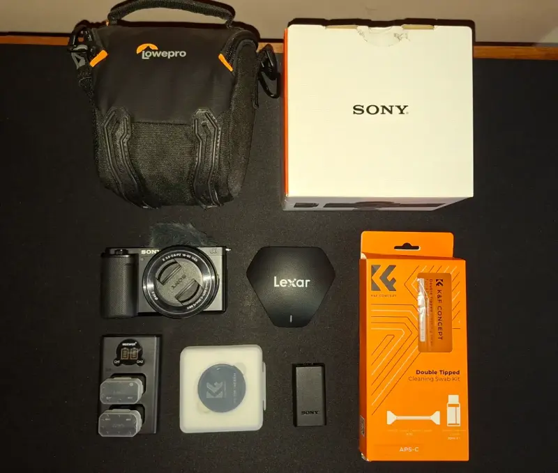 Cámara Sony ZV-E10 + Accesorios - 6