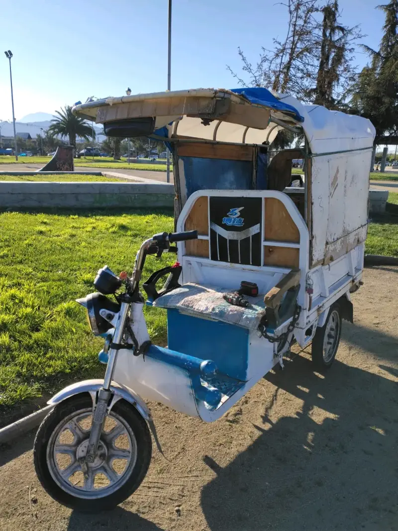 Motocarro eléctrico de carga usado - 2