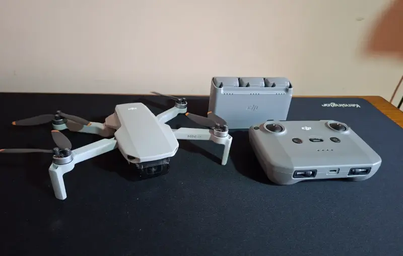 Drone DJI Mini 4K Fly More Combo - 2