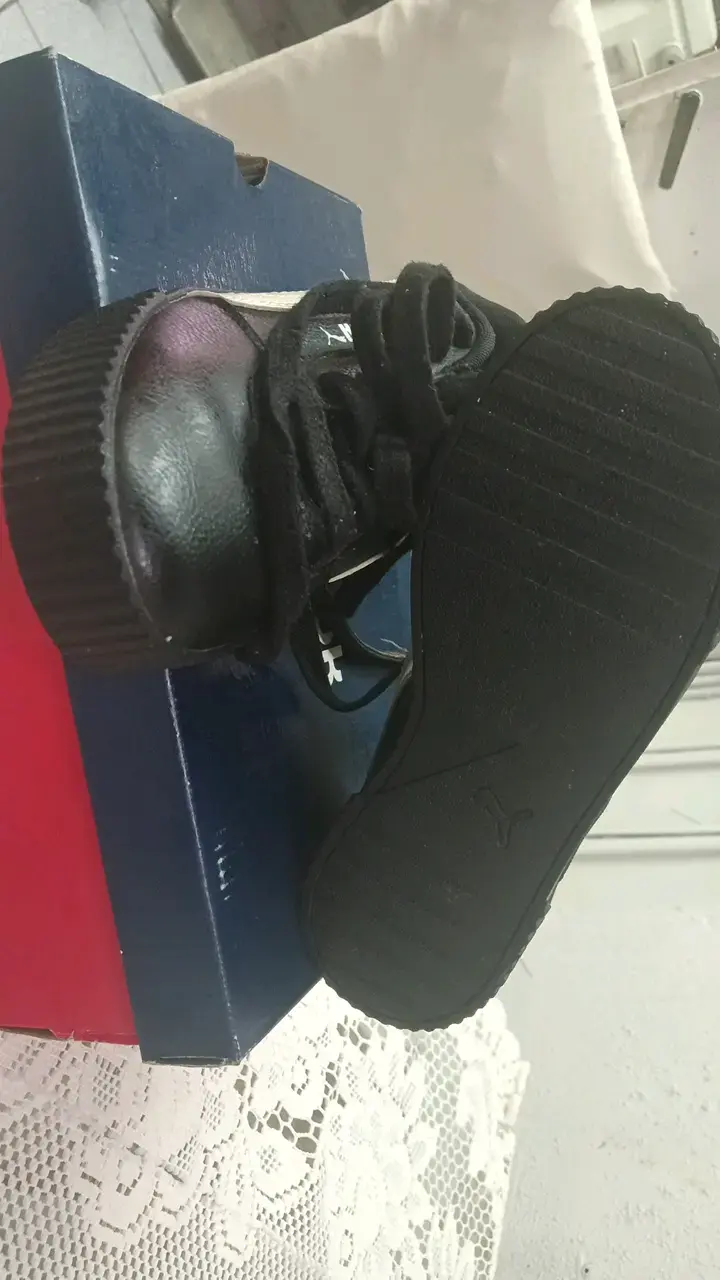 Zapatillas negras Puma para mujer - 3
