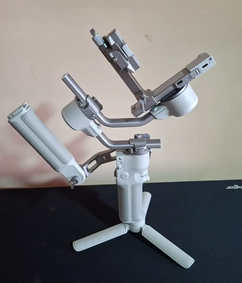 Estabilizador DJI RS4 Mini - Combo - 1