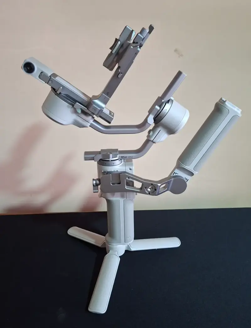 Estabilizador DJI RS4 Mini - Combo - 2