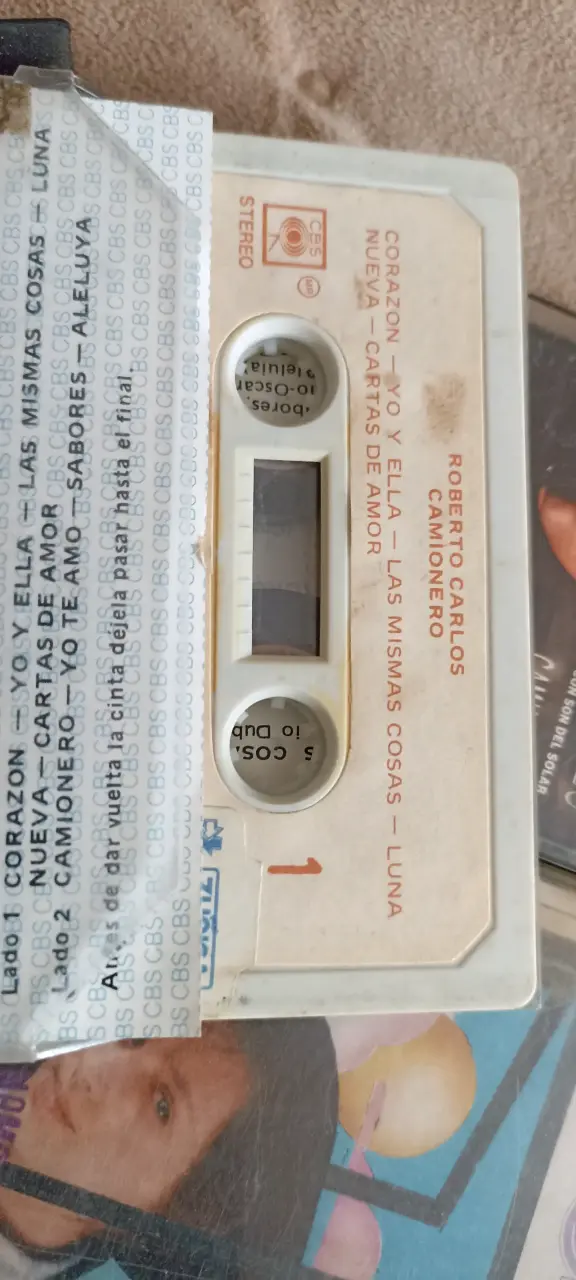 Colección de Cassettes de Música  latina - 3