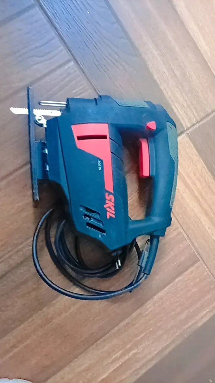Taladro eléctrico Bosch profesional usado - 3