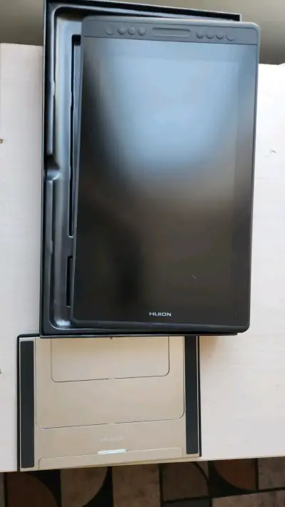 Tableta gráfica Huion con pantalla de 16" - miniatura 3