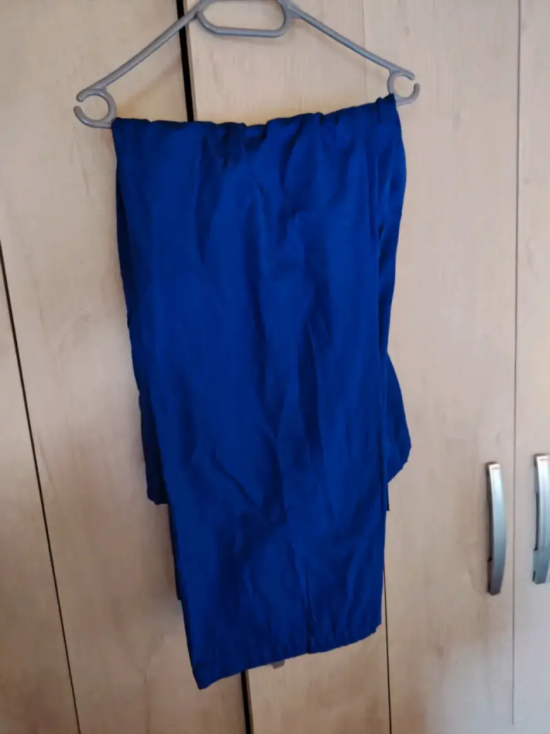 Uniformes clínicos azul rey XL y XXL - 4