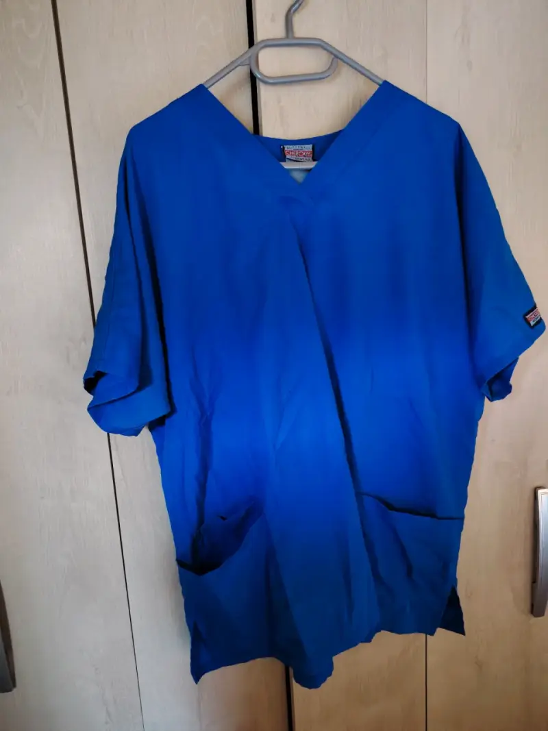 Uniformes clínicos azul rey XL y XXL - 5