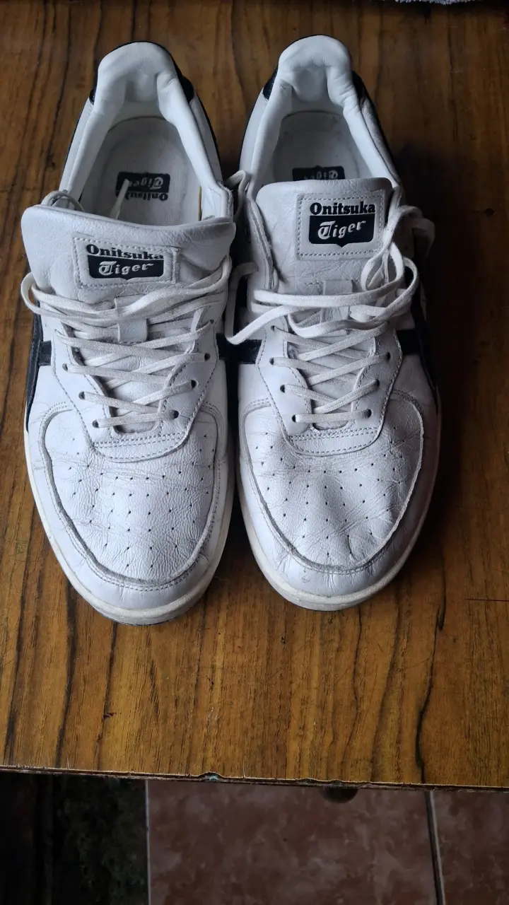 Zapatillas deportivas Onitsuka Tiger blancas usadas - 1