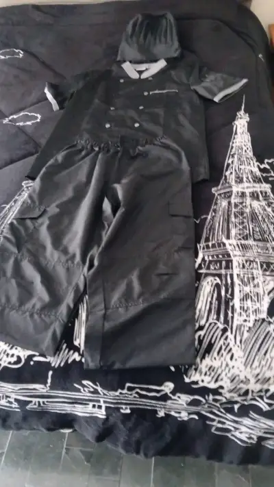 Uniforme de chef negro con gorro - miniatura 1