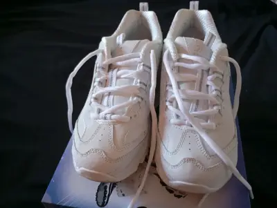 Zapatillas blancas Skechers D'Lites para mujer - miniatura 1
