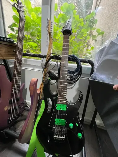 Guitarra eléctrica Ibanez Jem Jr - miniatura 1