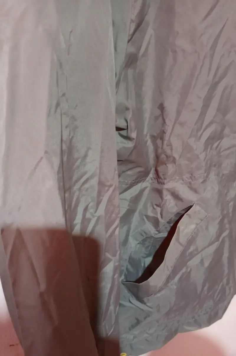Cortaviento Gris Detalles Amarillos Hombre L - 2
