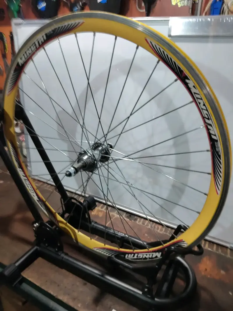Rueda de bicicleta trasera Aro 26 - 6