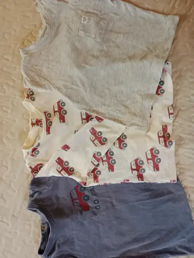 Lote de ropa para bebé Tribu en buen estado - miniatura 3