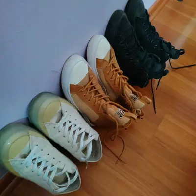 Lote de zapatillas Converse originales - miniatura 1