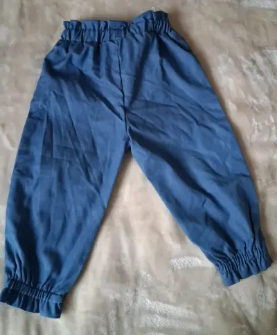 Pantalones azules para niños con cintura elástica - miniatura 2