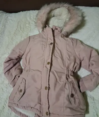 Abrigo de niña con capucha y forro polar 12 meses - miniatura 5