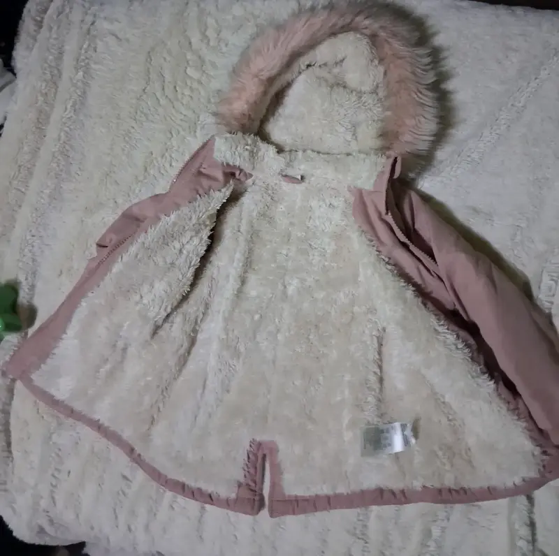 Abrigo de niña con capucha y forro polar 12 meses - 6