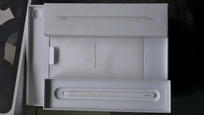 iPad Air con Apple Pencil en caja original - 2