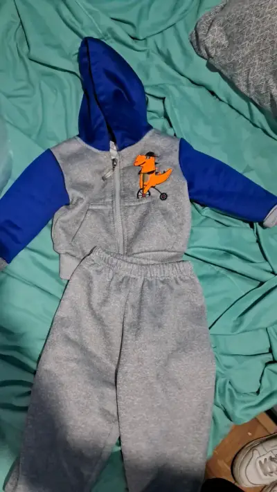 Conjunto de ropa infantil de 3-6 meses - miniatura 2