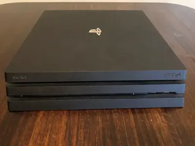 Consola Sony PS4 Pro 1TB con dos controles - miniatura 6