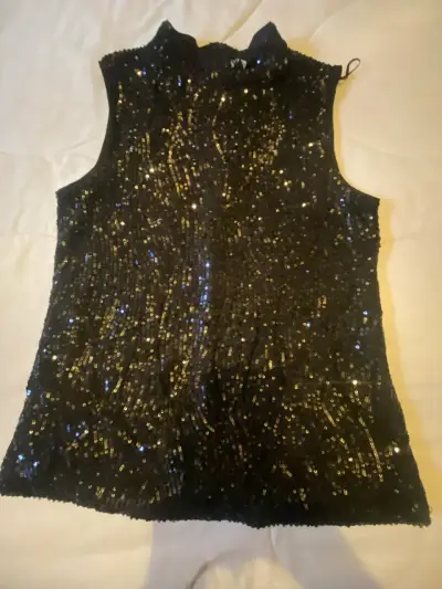 Blusa sin mangas con lentejuelas negras - miniatura 1