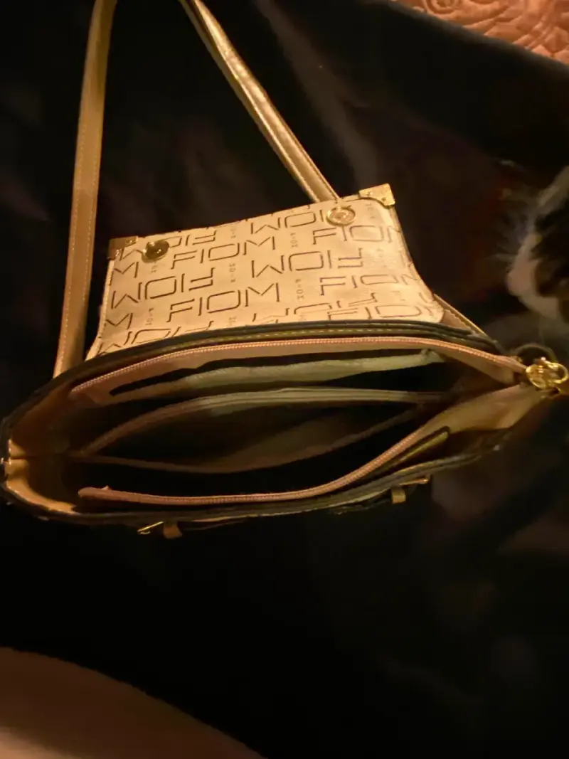 Cartera cruzada beige con diseño FOM - 3