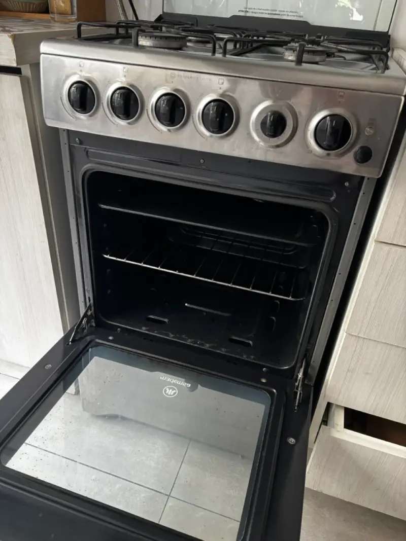 Cocina a gas Mademsa con horno y 4 quemadores - 3