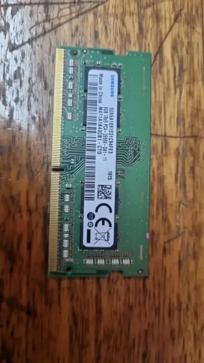 Memoria RAM Samsung 8GB DDR4 2666MHz - miniatura 1