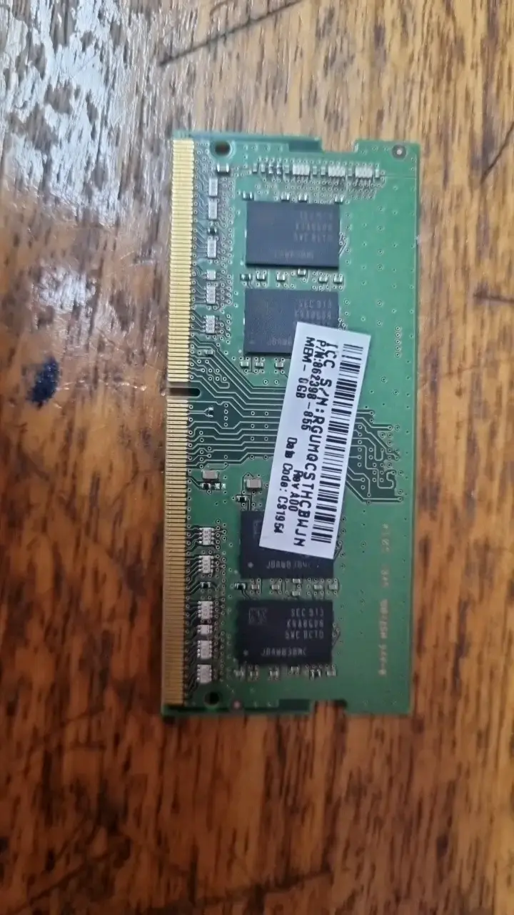 Memoria RAM Samsung 8GB DDR4 2666MHz - 2
