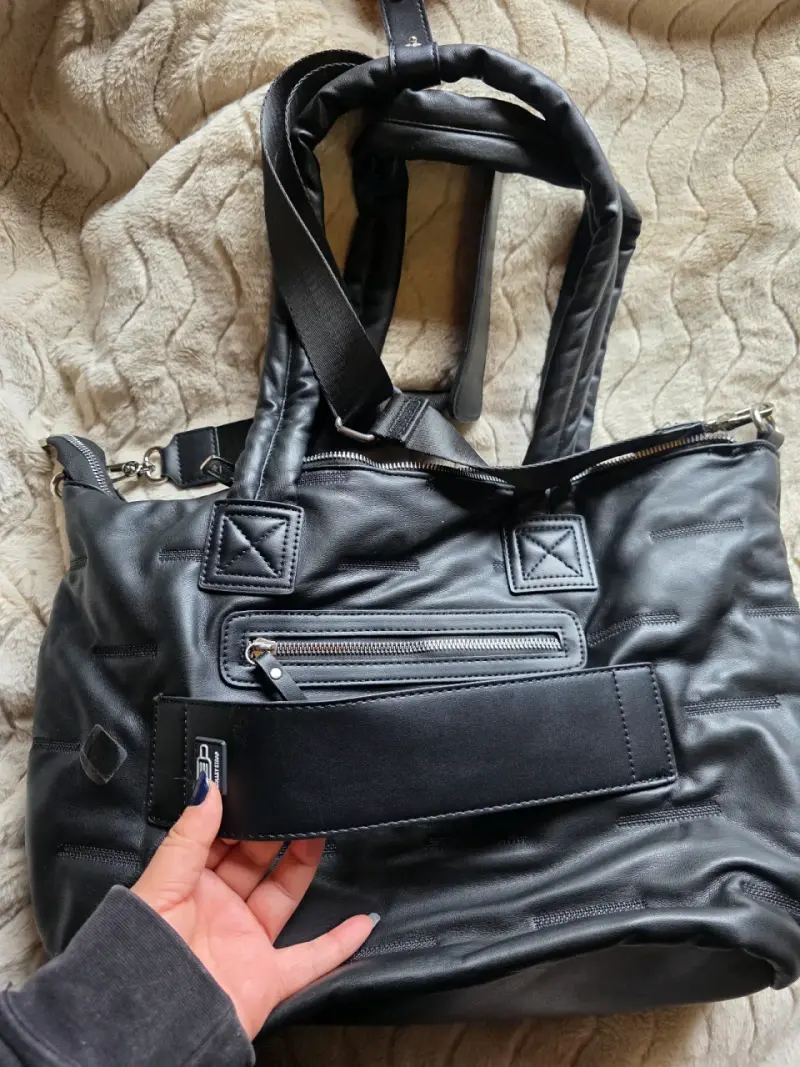Bolso negro de cuero Amphora con múltiples bolsillos - 2