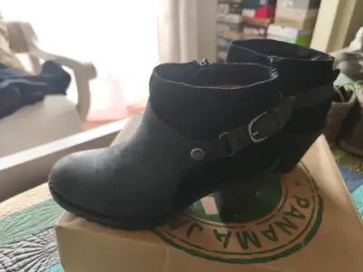 Botines de cuero negro con hebilla - miniatura 1