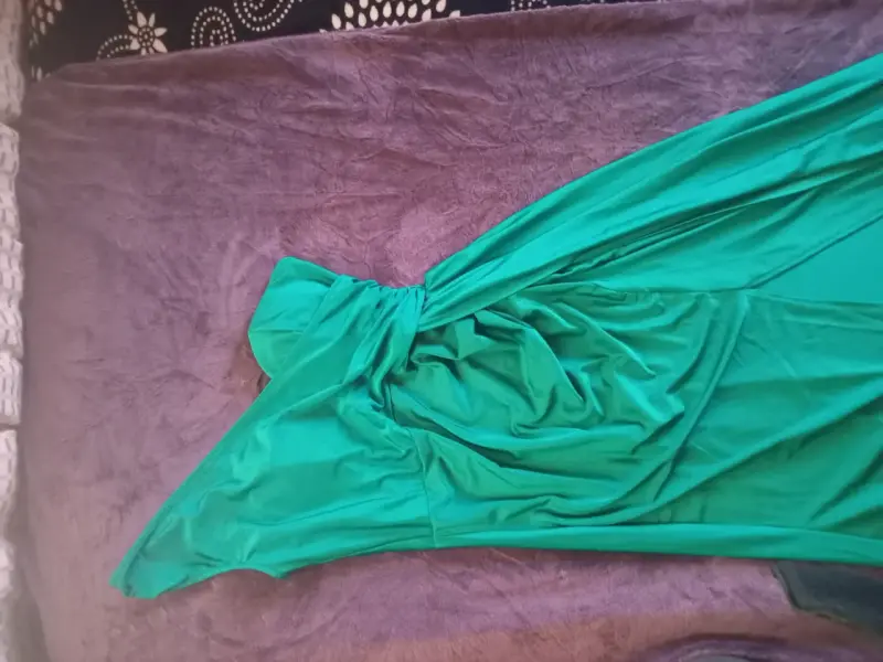 Vestido largo verde elegante para fiesta - 3
