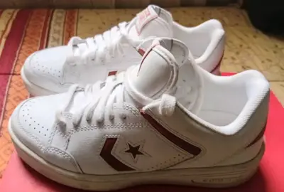 Zapatillas blancas Converse All Star clásicas - miniatura 2