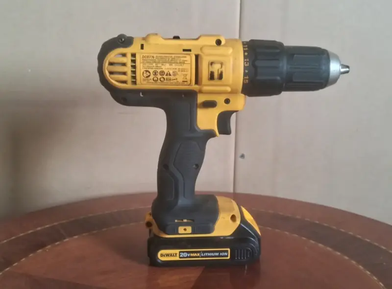 Taladro Percutor Inalámbrico DeWalt DCD776 20V Max - 3