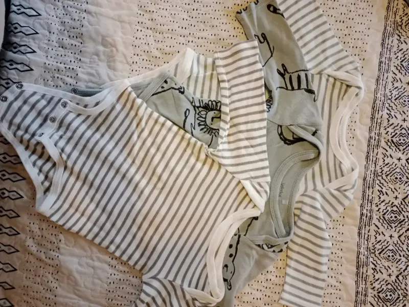 Conjunto de poleras y bodys para bebé Yamp! - 3