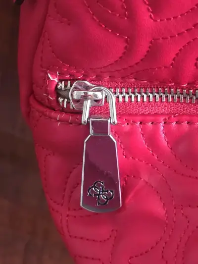 Mochila Guess roja - miniatura 4