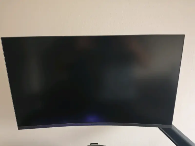 Monitor curvo Samsung 27in VA QHD - 3