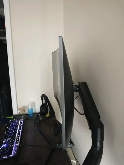 Monitor curvo Samsung  27in VA QHD - miniatura 6
