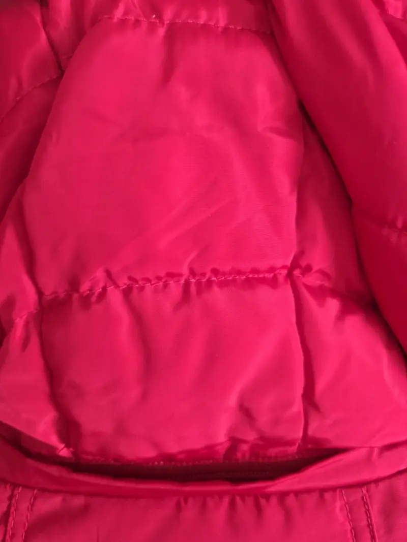 Chaqueta de invierno roja con capucha - 5