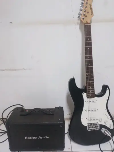 Guitarra eléctrica Scorpion con amplificador Borton Audio - miniatura 1