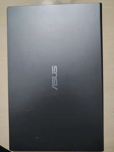 Notebook ASUS con Intel Celeron y pantalla HD - miniatura 3
