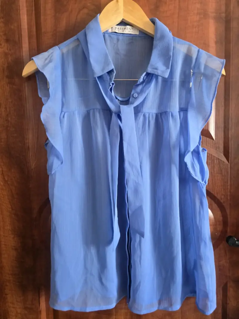 Blusa con lazo Basement - 1