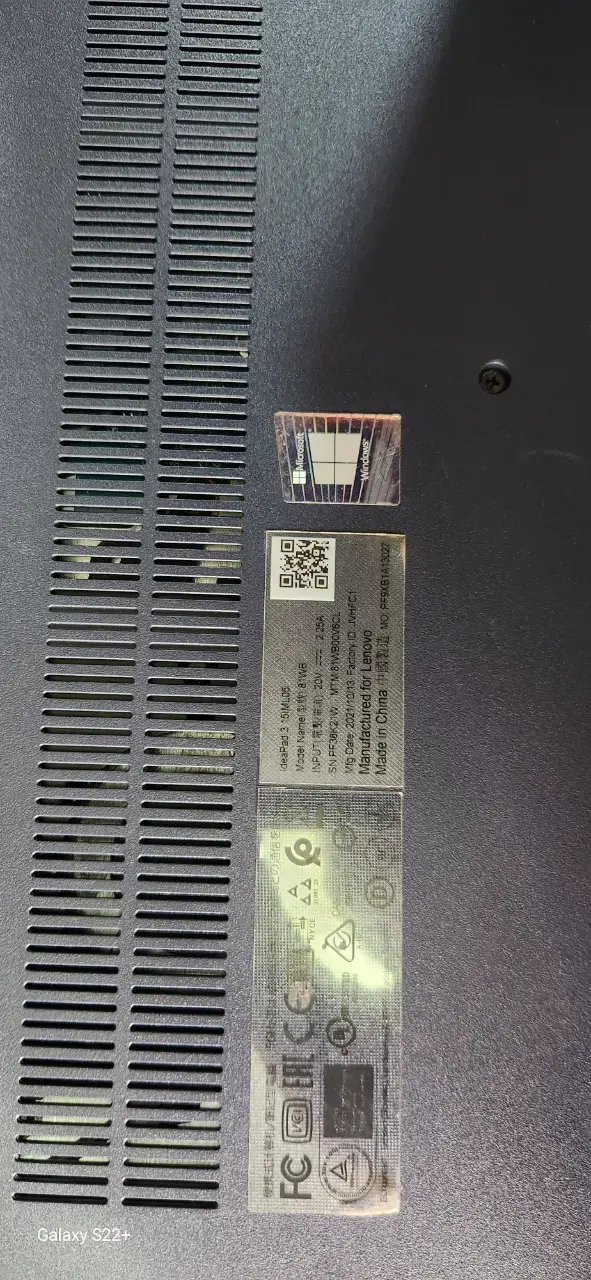 Laptop Lenovo Ideapad 15.6 pulgadas en buen estado - 2