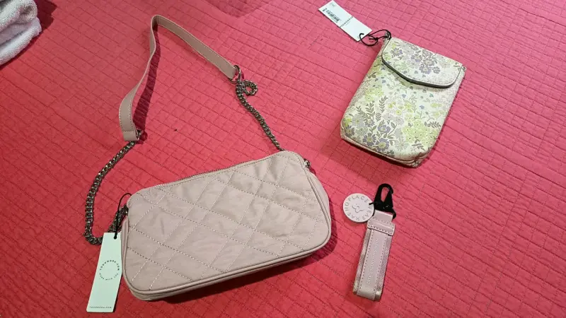 Set de carteras y bolso estampado floral