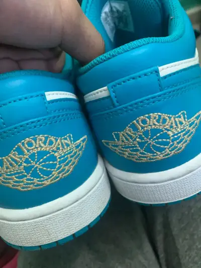 Zapatillas deportivas Air Jordan azul y blanco - miniatura 2