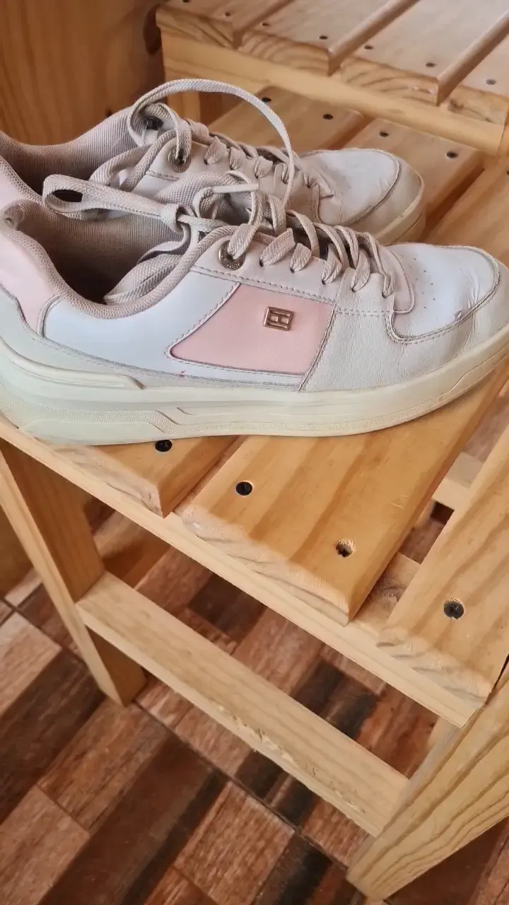 Zapatillas casuales beige y rosado para mujer - 1
